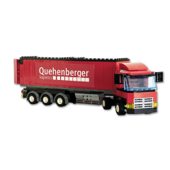 Zusammengebautes Modell, von schräg vorne fotografiert.